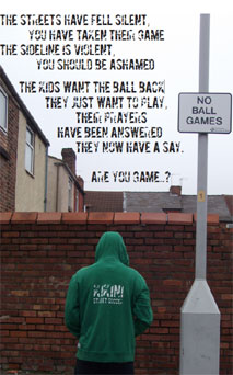 Kikini soccer advert.
