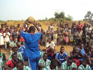 Congo_footballgathering